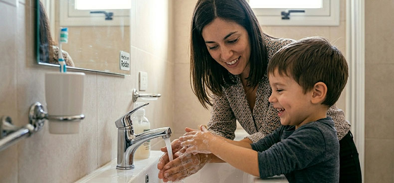 H&aacute;bitos saludables para transmitir a los ni&ntilde;os desde casa